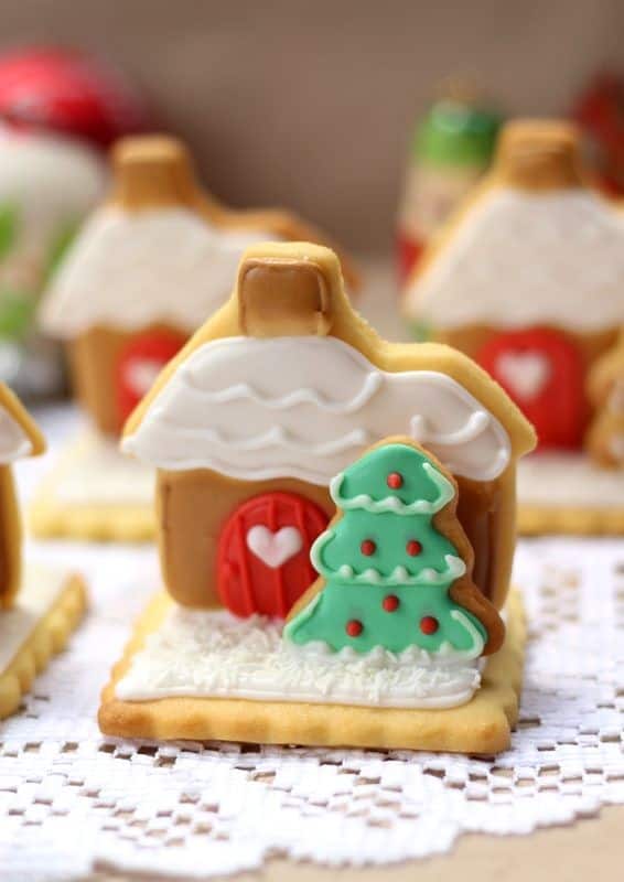 Gingerbread House Stand Up Sugar Cookies