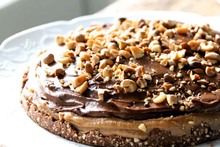 Peanut Butter and Chocolate Cheesecake