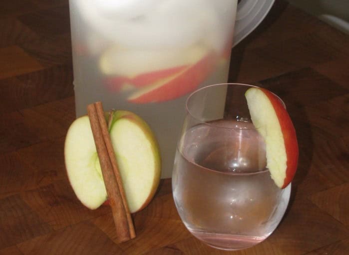 Apple Cinnamon Spa Water