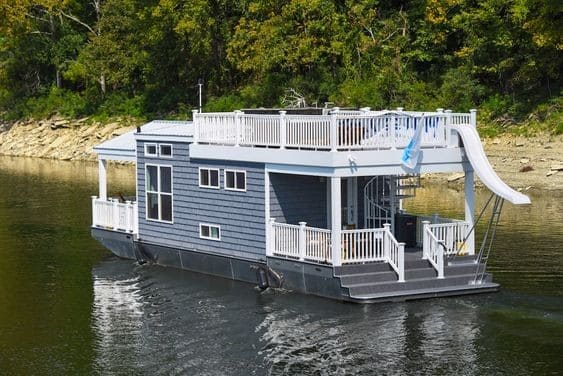 The Harbor Cottage Houseboat