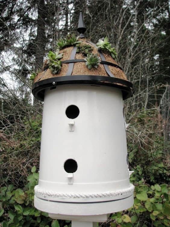 Five-Gallon Bucket Bird Condo