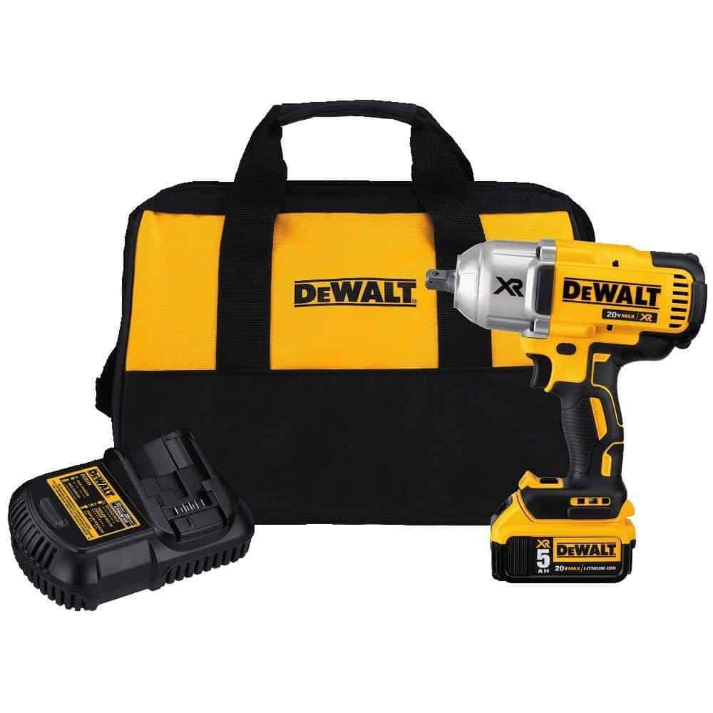 DEWALT DCF899P1 20V ½-inch Impact Wrench Kit