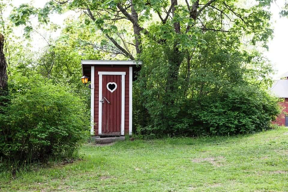 The Stylish Off Grid Outhouse