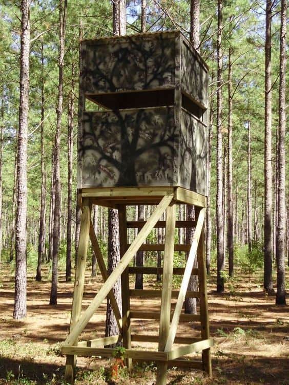 Wood Deer Stand Tower