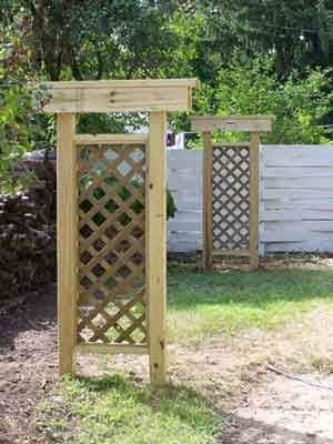 Wooden Trellis Clothesline